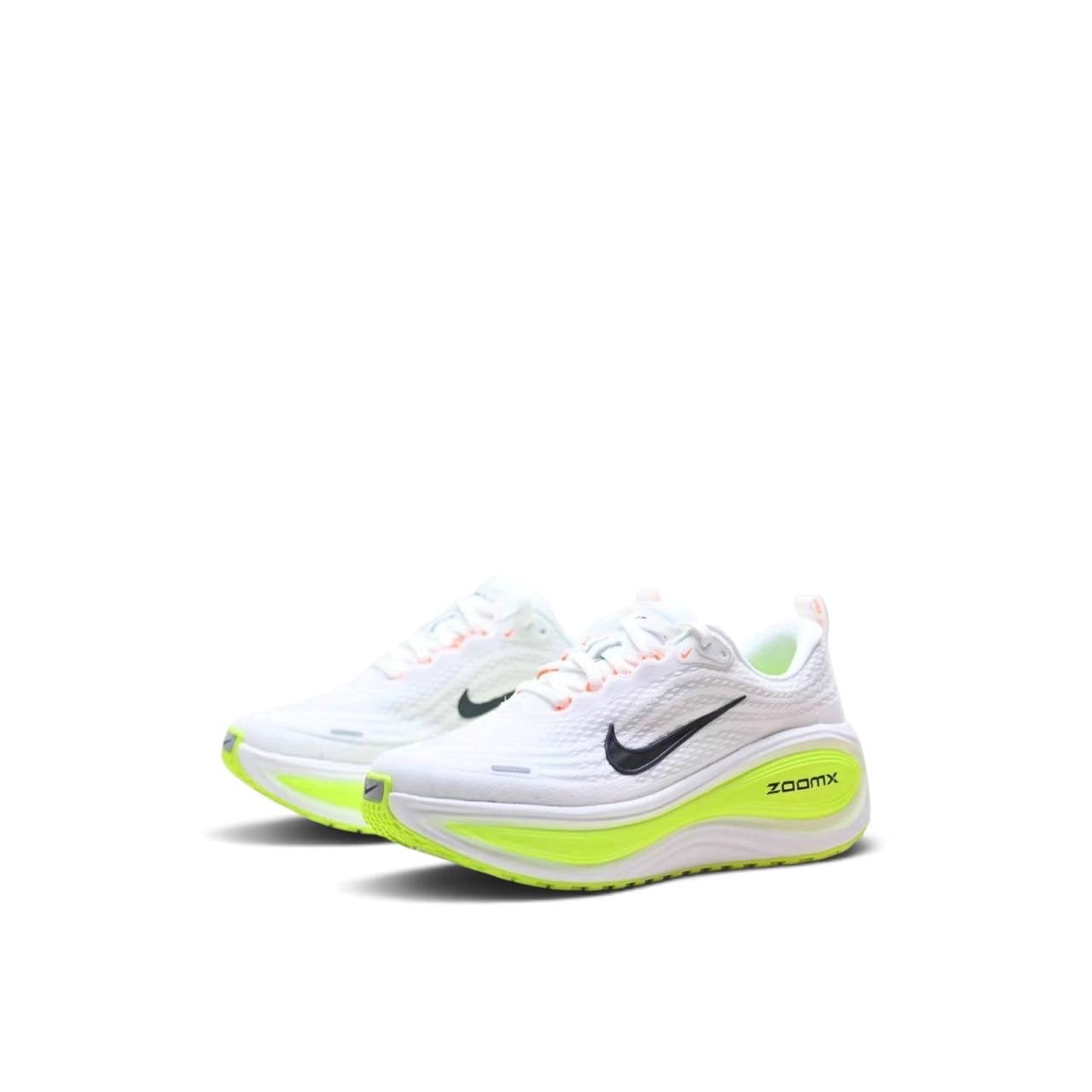 Маратонки Vomero Plus White Volt