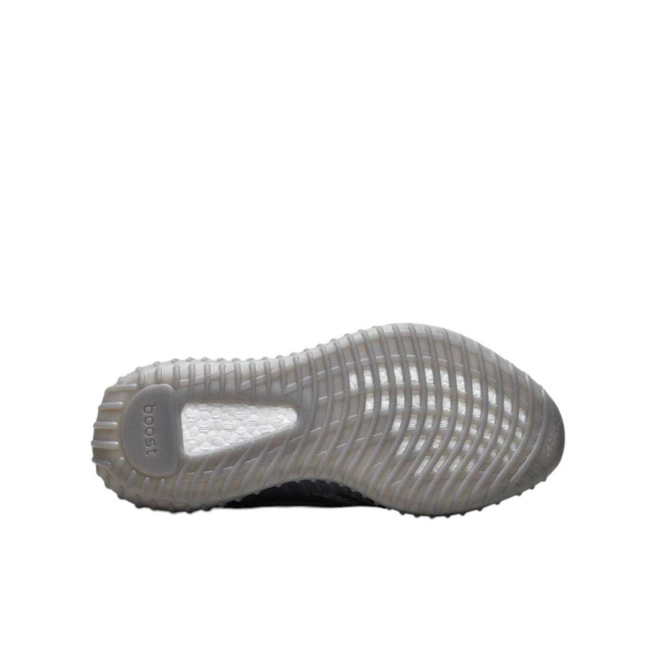 Маратонки Yeezy 350 V2 Beluga 2.0