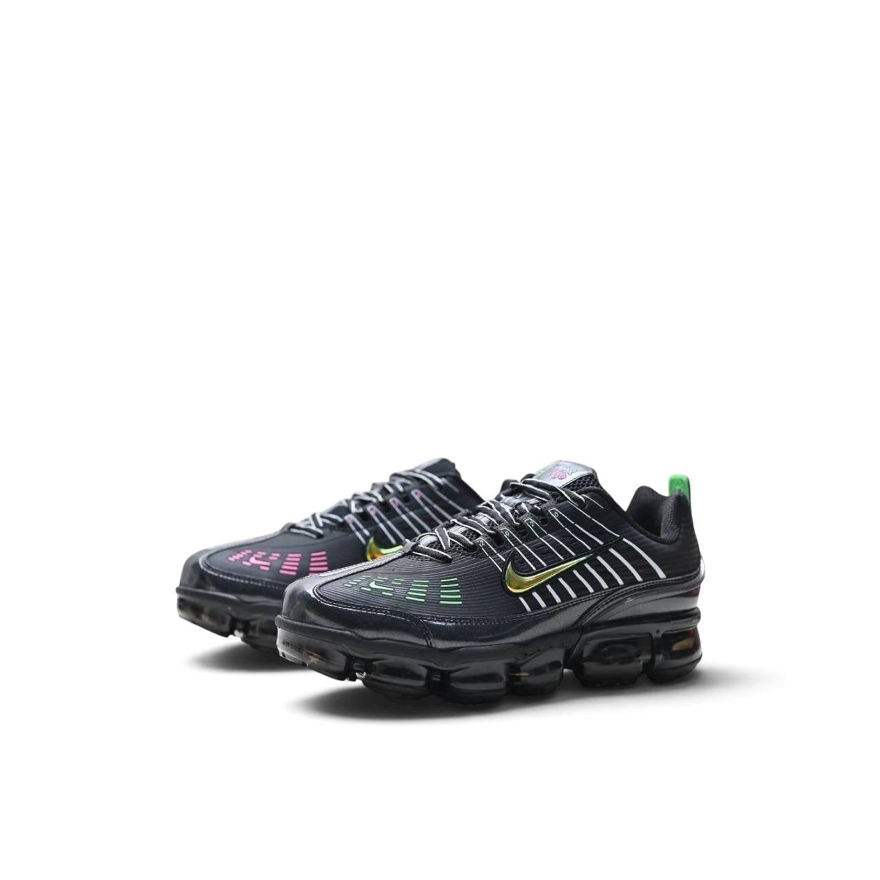 Маратонки Air VaporMax 360 Black Green Strike Pink Blast