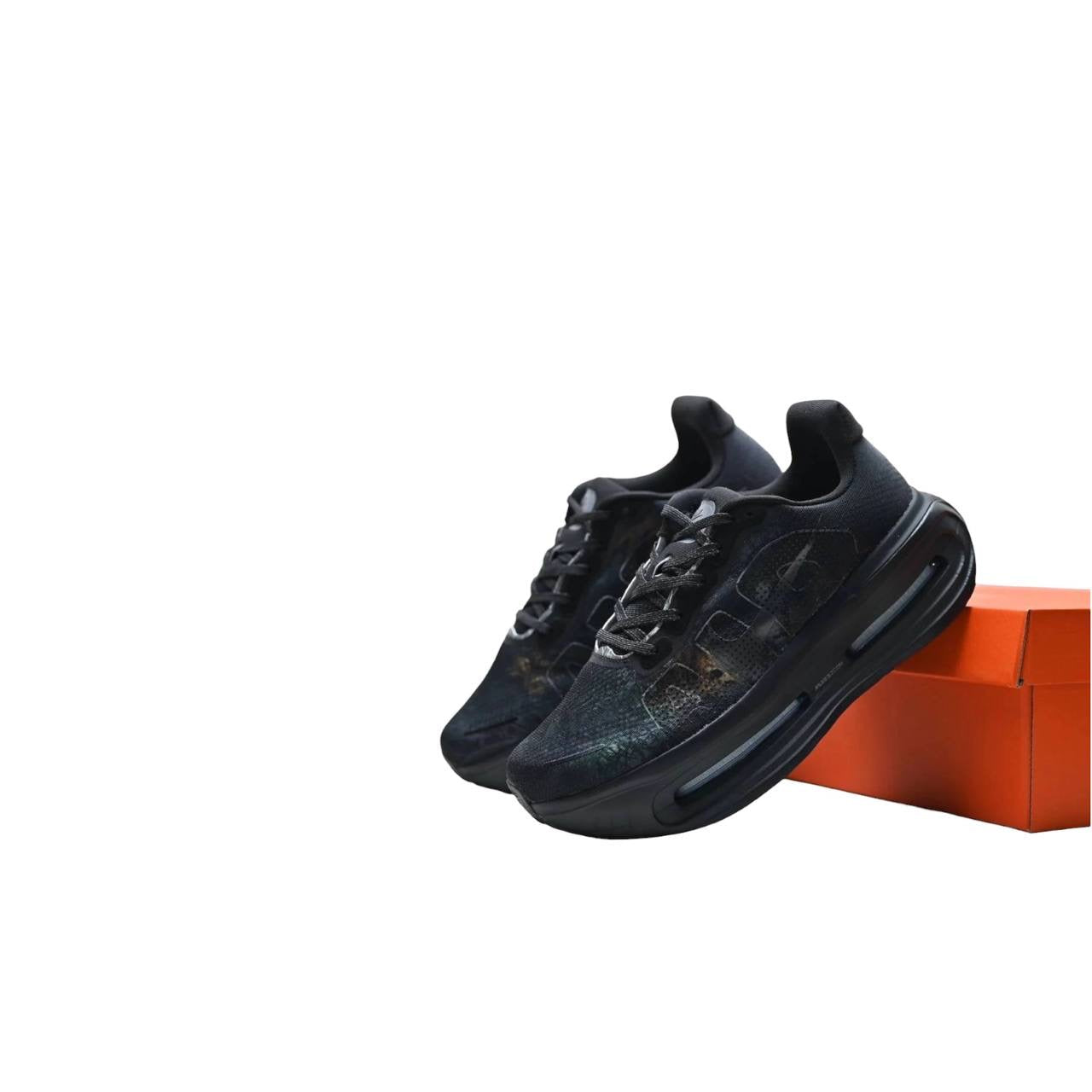 Маратонки Vomero Premium Air Black