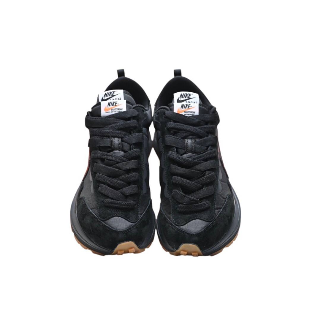 Маратонки VaporWaffle Black & Gum
