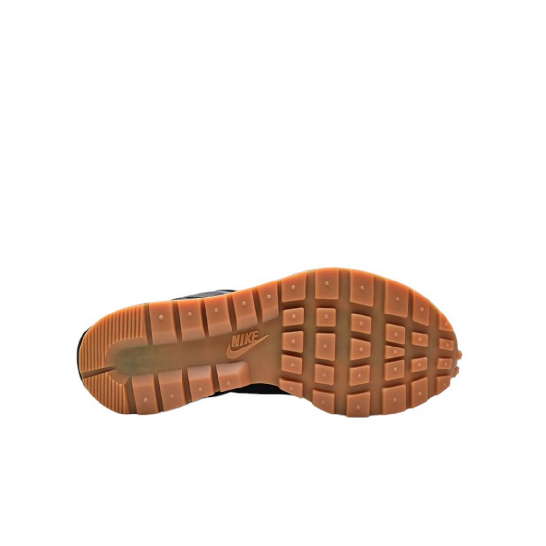 Маратонки VaporWaffle Black & Gum