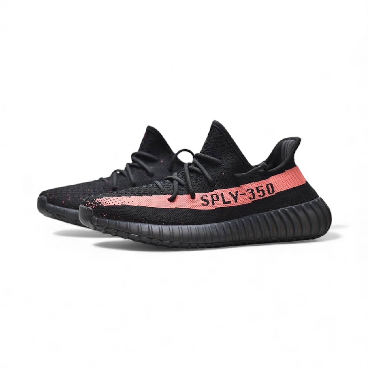 Маратонки Yeezy Boost 350 Core Black Red