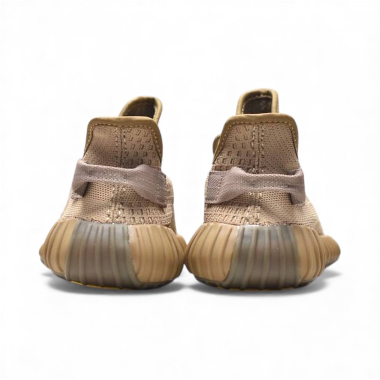 Маратонки Yeezy Boost 350 Earth