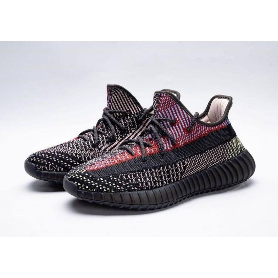Маратонки Yeezy 350 V2 Yecheil Reflective
